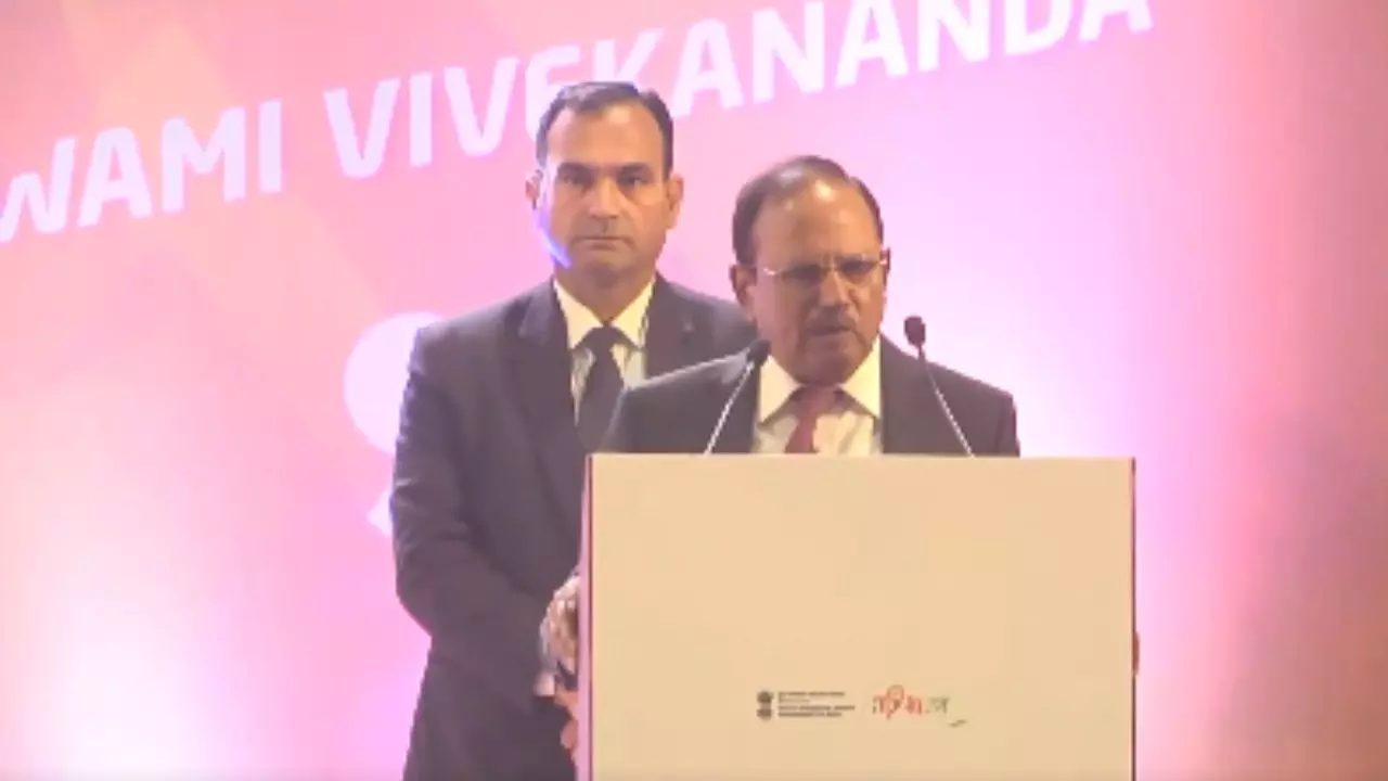 इतिहास भूलना सबसे बड़ी भूल, अजीत डोभाल की युवाओं को कड़ी चेतावनी, बताया विकसित भारत का असली रास्ता