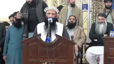 आतंकियों को पनाह देता है पाकिस्तान! लश्कर आतंकी ने खोली पाक सेना की पोल, कहा- प्रोग्राम के लिए करते हैं इनवाइट