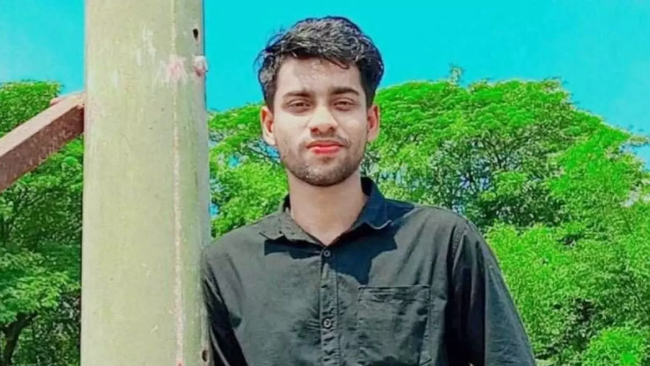 बांग्लादेश में क्या हो रहा है? 26 दिन में 8 हिंदुओं की हत्या: अब ऑटो चालक समीर कुमार दास को पीट-पीट कर मार डाला