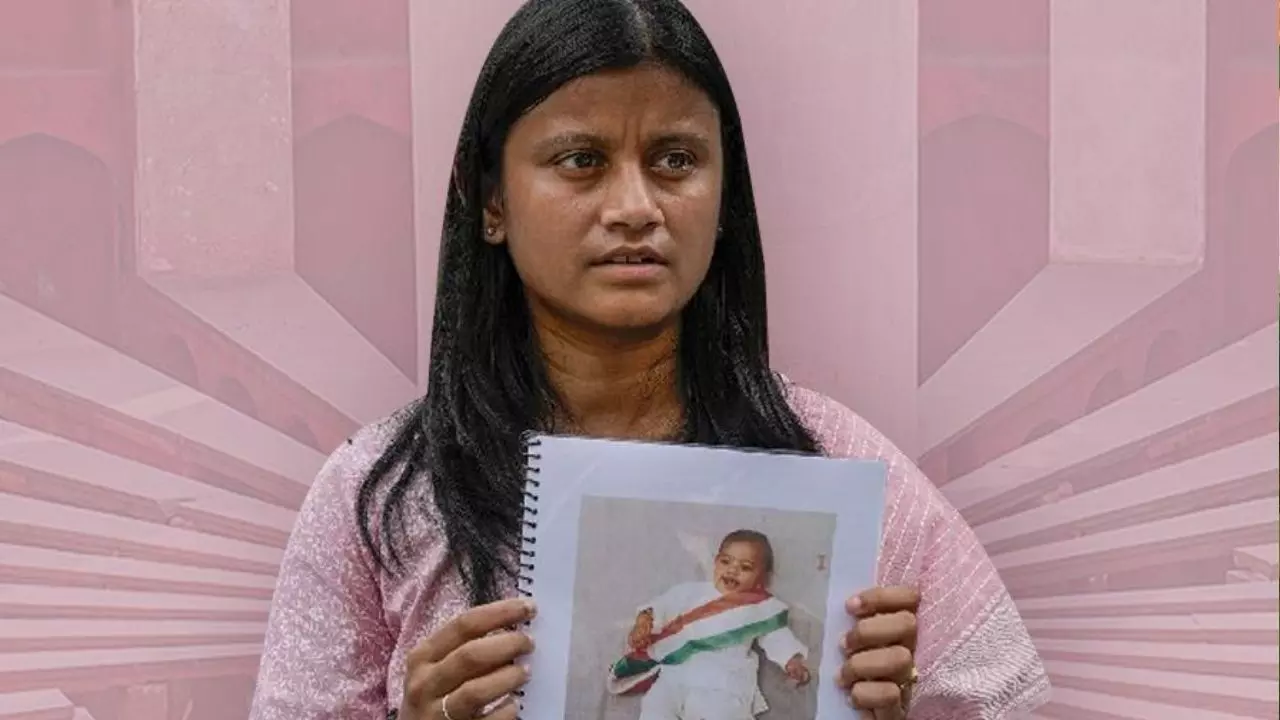 कौन है Baby Ariha Shah? 40 महीने से जर्मनी के फोस्टर केयर में रह रही, क्लीन चिट के बाद भी माता-पिता से है दूर