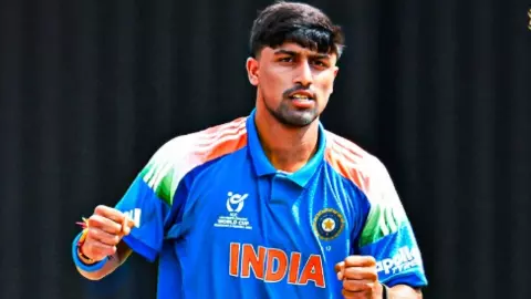 U19 WC 2026 डेब्यू मैच में 5 विकेट लेने वाले Henil Patel कौन? जसप्रीत बुमराह से होने लगी तुलना