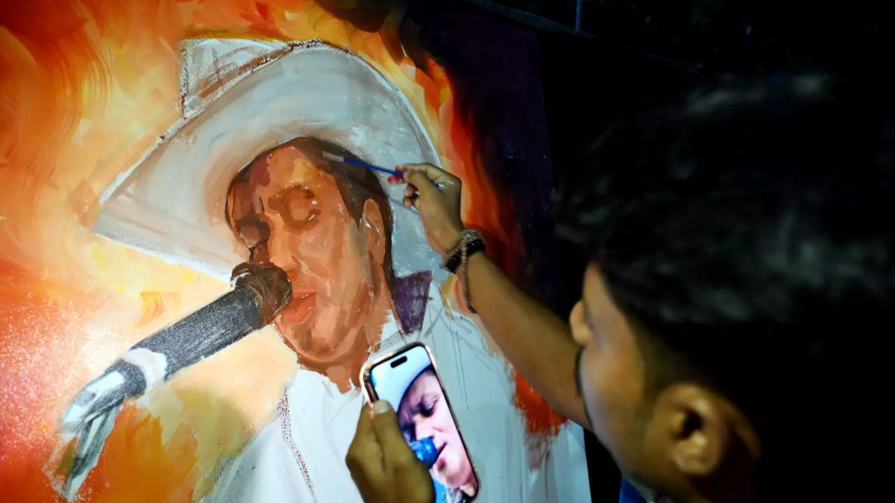 Zubeen Garg death case: सिंगापुर कोर्ट की सुनवाई पर CM हिमंता की चुप्‍पी, पत्नी गरिमा ने FB पोस्ट में कहा - ‘सच सामने आना ही चाहिए’