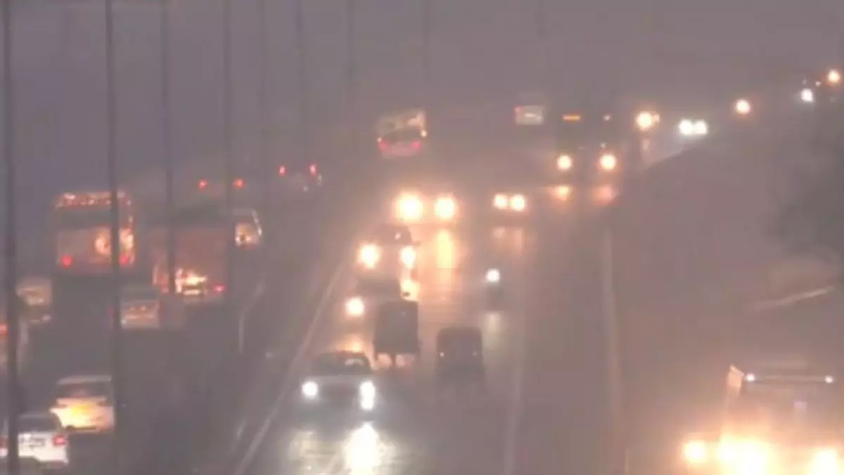 Aaj Ki Taza Khabar: दिल्ली-एनसीआर में ग्रैप-4 फिर से लागू, 450 के पार पहुंचा AQI; पढ़ें 17 जनवरी की बड़ी खबरें