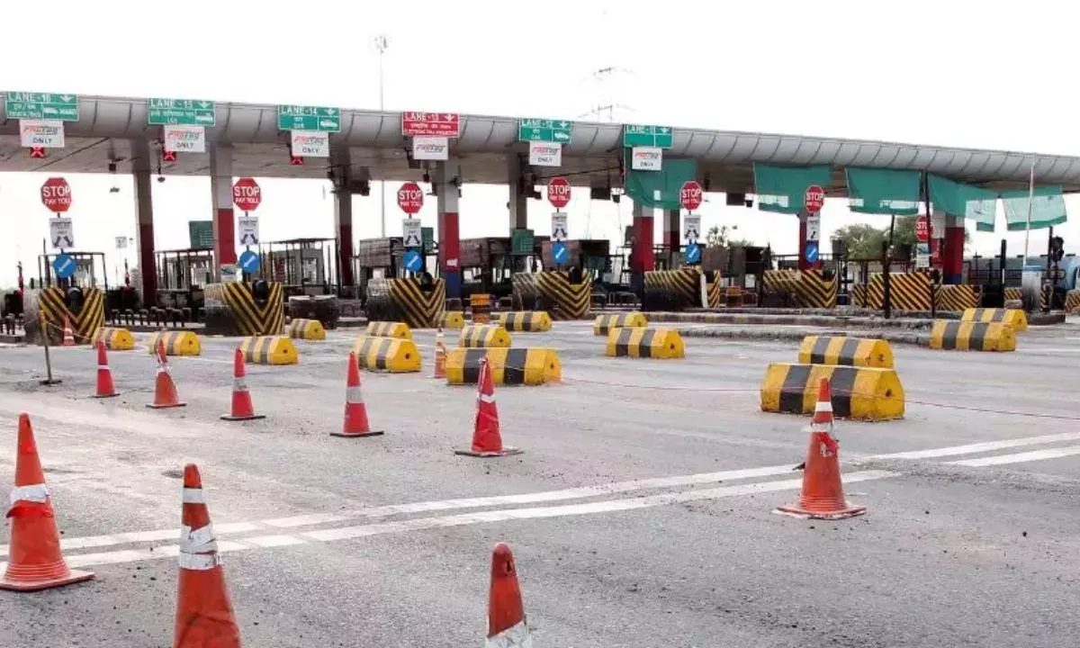 1 अप्रैल से बदल जाएंगे टोल टैक्स से जुड़े ये नियम