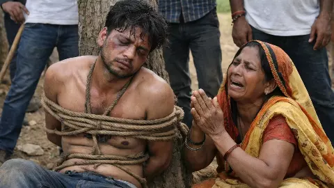 राजगढ़ में हैवानियत का नंगा नाच! रस्सियों से बांधा, बेरहमी से पीटा, मां बोली - SP तक गई, इंसाफ नहीं मिला