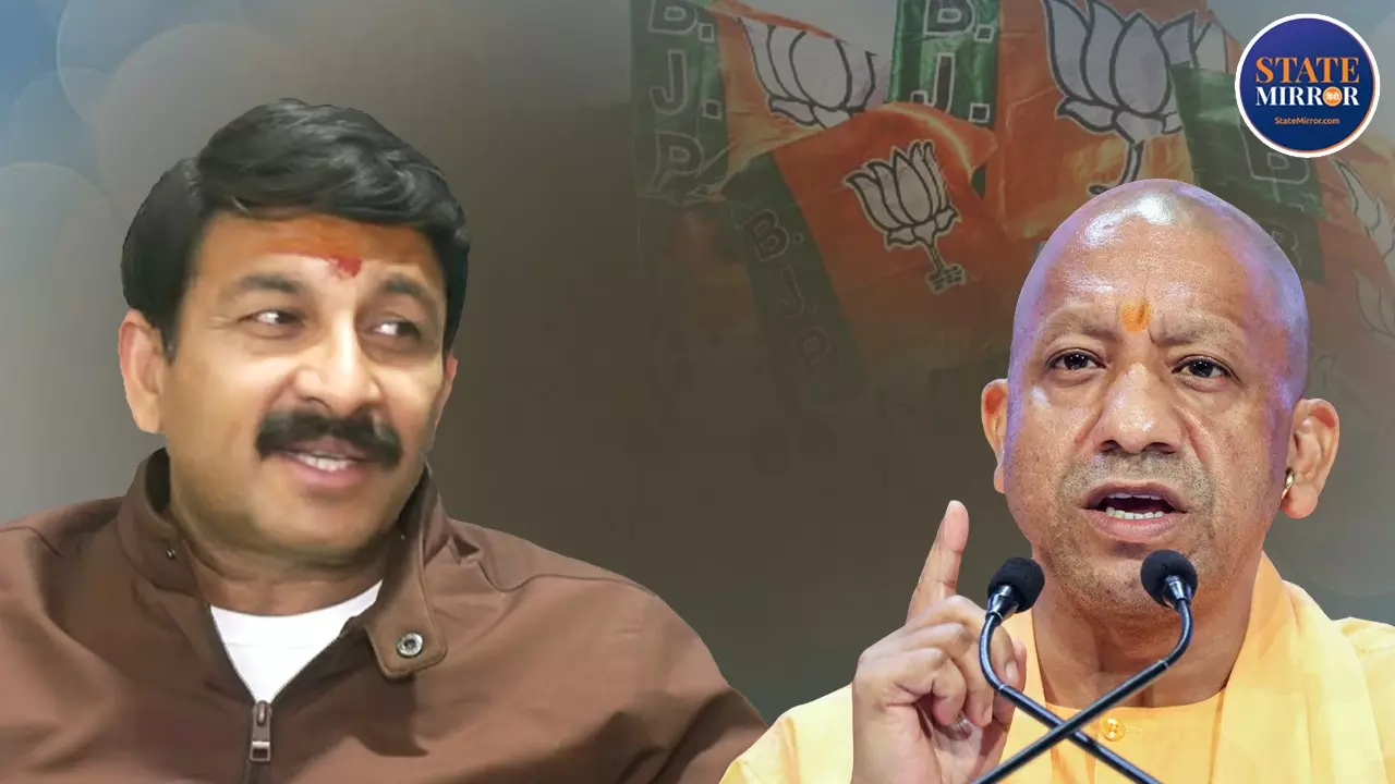 ‘योगी जी के खिलाफ था, इसलिए चुनाव छोड़ भाग गया’, बाबा के खिलाफ जंग पर मनोज तिवारी का तंज