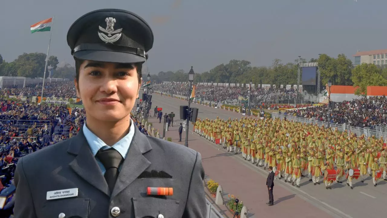 ये लम्हा है गर्व का! हरियाणा की बेटी अक्षिता धनखड़ ने राष्ट्रपति संग तिरंगा फहराया, देखें Photos