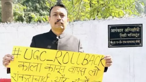 Alankar Agnihotri के साथ 48 घंटे में क्या-क्या हुआ? इस्तीफे से हाउस अरेस्ट दावे तक की पूरी टाइमलाइन Alankar Agnihotri के साथ 48 घंटे में क्या-क्या हुआ? इस्तीफे से हाउस अरेस्ट दावे तक की पूरी टाइमलाइन
