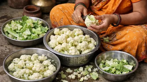 गरम पानी में मिलाएं ये एक चीज, फूलगोभी में नहीं बचेगा एक भी कीड़ा