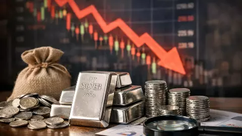 जरा रुकिए अभी और गिरेगा दाम! चांदी खरीदने से पहले जान लें ये बात, कहीं बेकार न हो जाए आपका पैसा जरा रुकिए अभी और गिरेगा दाम! चांदी खरीदने से पहले जान लें ये बात, कहीं बेकार न हो जाए आपका पैसा