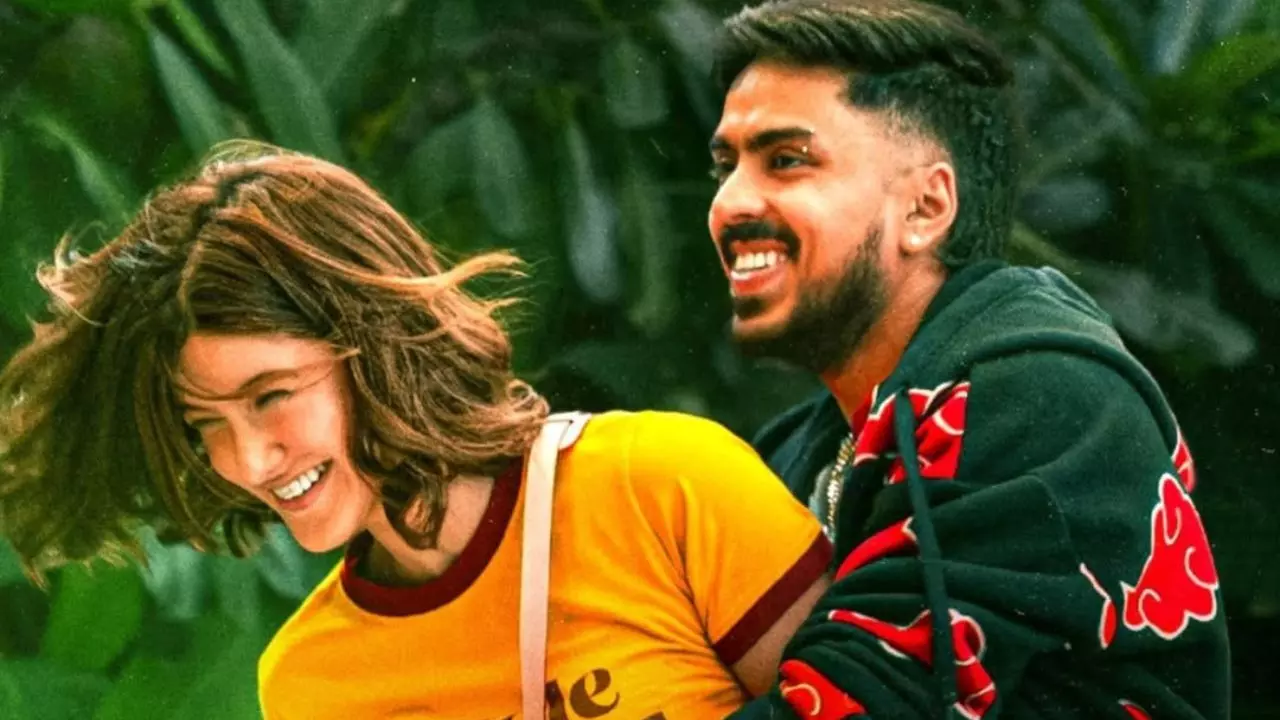 tu ya main adarsh gaurav shanaya kapoor real crocodile survival film 2026