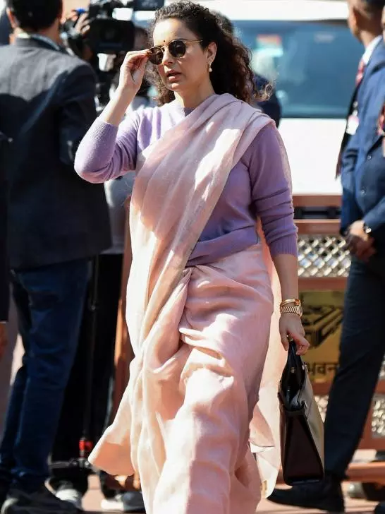 फैशन लेसन है पार्लियामेंट से Kangana Ranaut के 10 बेस्ट विंटर लुक