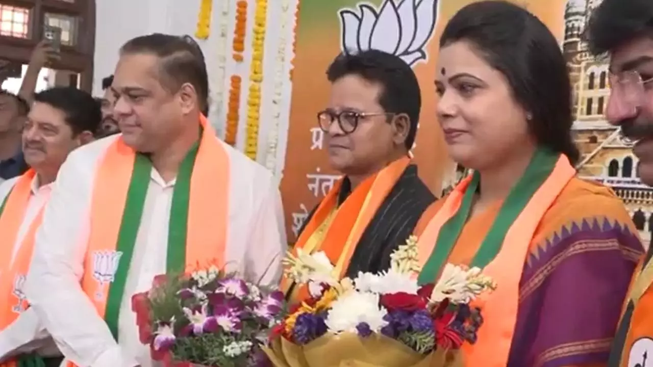Mumbai: BMC की कमान पहली बार बीजेपी के हाथ, कौन हैं ऋतु तावड़े जो बनने जा रहीं मुंबई की मेयर?