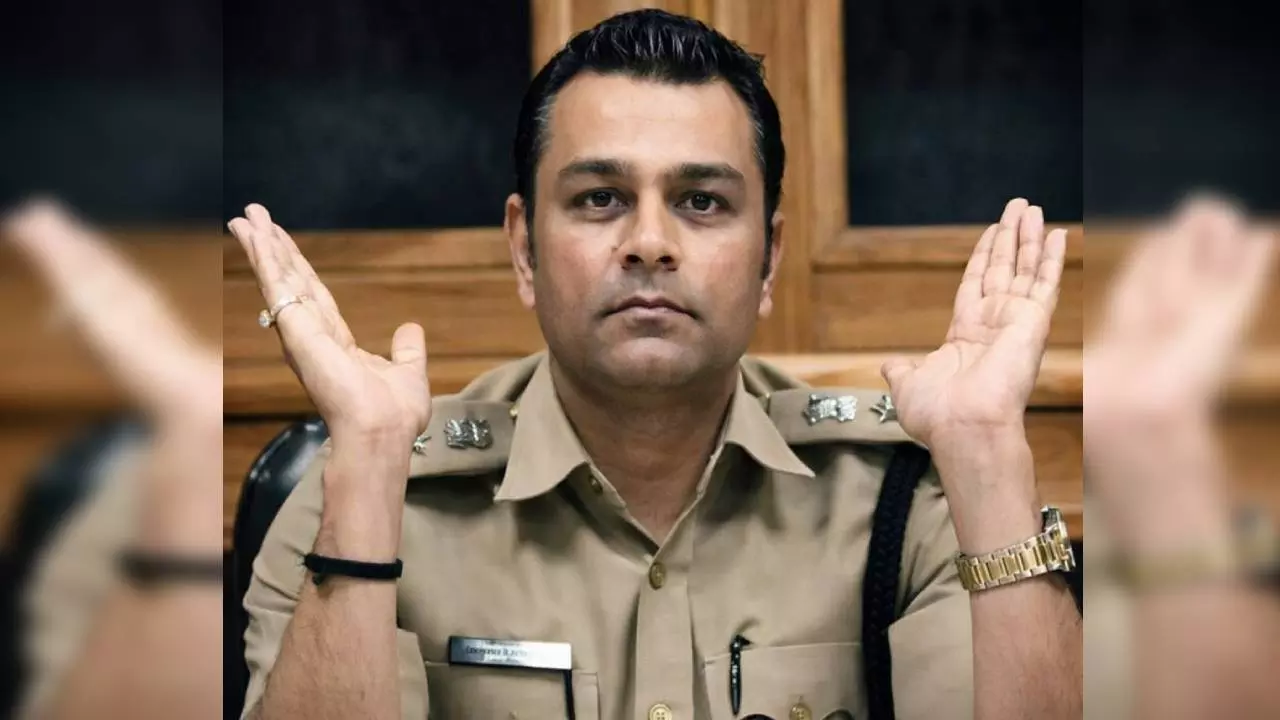 UPSC से विजिलेंस FIR तक: कौन हैं IPS विकास चौधरी जिनपर लगे हैं संगीन इल्जाम?