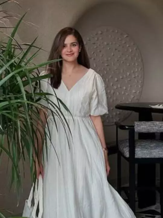 IPS नवजोत सिमी का ग्लैमर देख थम जाएंगी आपकी सांसे