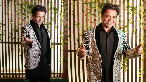 चेक बाउंस के चलते तिहाड़ में स्टार, पर ठाठ करोड़ों वाले.. लग्जरी कारों के मालिक हैं Rajpal Yadav, इतनी है कमाई