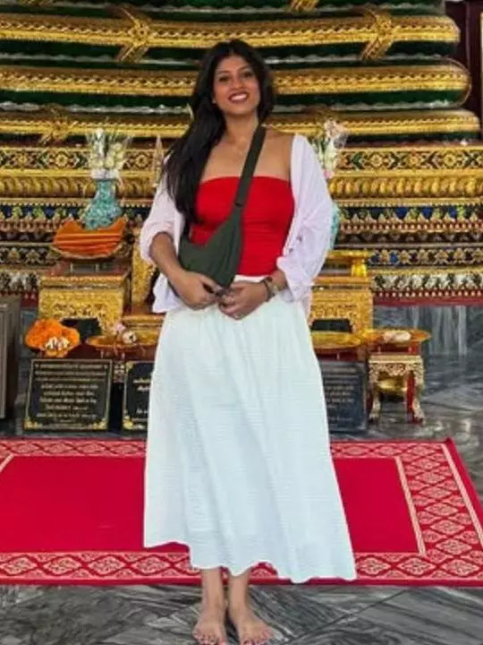 21 साल की उम्र में यूपीएससी पास करने वाली आस्‍था सिंह