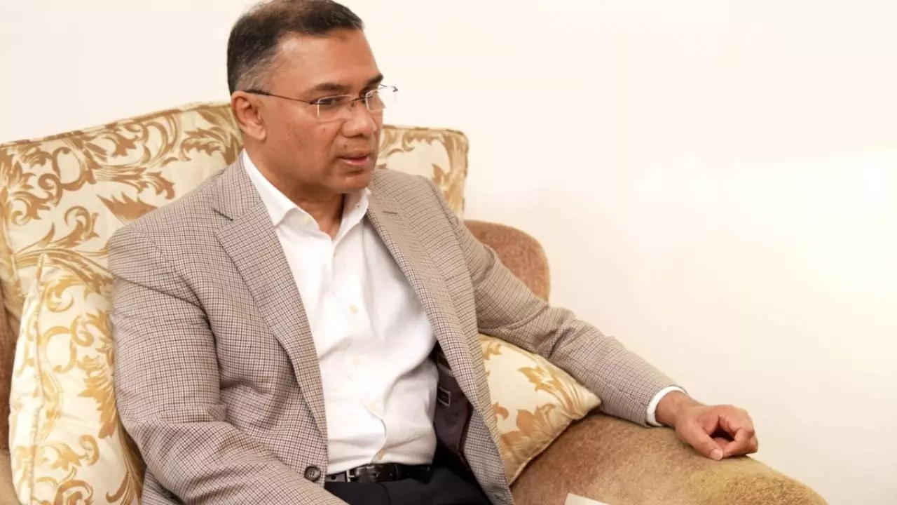 तारीक रहमान के लिए आसान नहीं होगा बांग्लादेश की कमान संभालना, आज शपथ के साथ ही सामने खड़ी होंगी दो बड़ी चुनौतियां