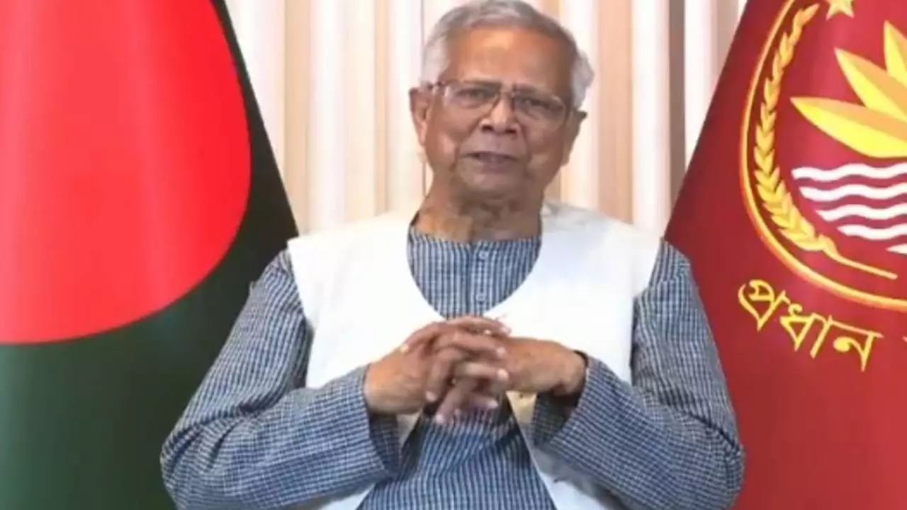 Bangladesh की सत्ता छोड़ने से पहले यूनुस का 7 सिस्टर्स कार्ड, क्या है इसके पीछे की मंशा?