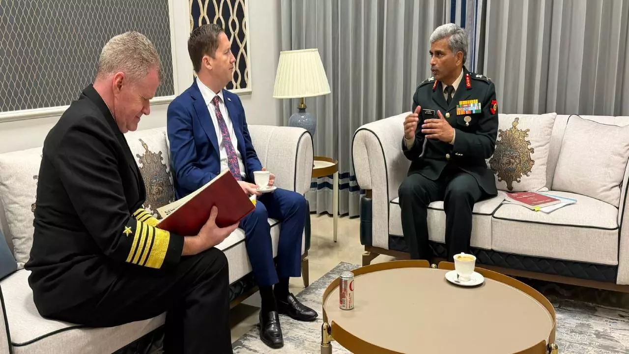 पाकिस्तान के खड़े हुए कान और विपक्ष ने बोला हमला; IND-PAK बॉर्डर पर पहुंचे अमेरिकी राजदूत, क्या हैं इसके मायने?