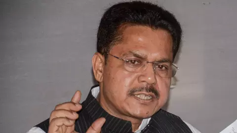 bhupen kumar borah congress resignation