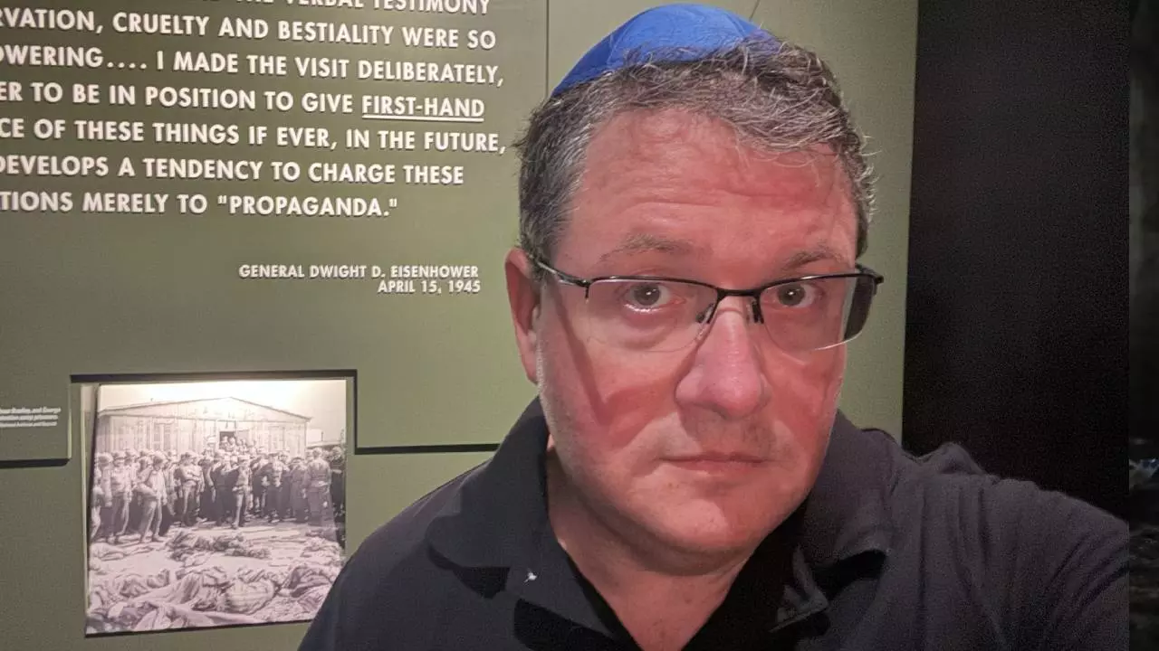 कौन हैं अमेरिकी सांसद Randy Fine? कुत्तों से मुसलमानों की तुलना कर विवादों में आए