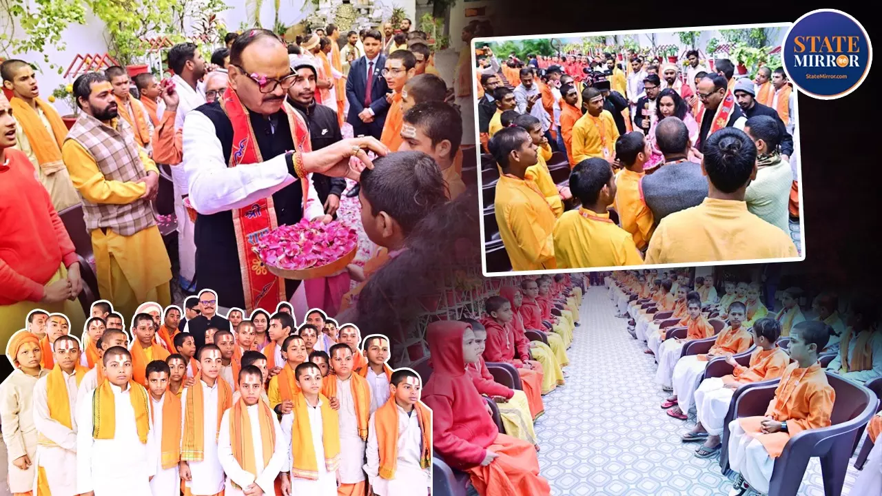 deputy cm brajesh pathak honored batuk photo