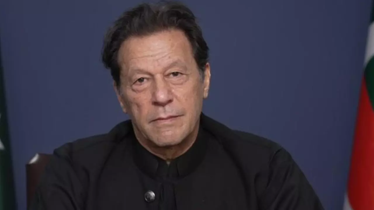 डील नहीं, सजायाफ्ता हैं, इमरान से डील पर सनाउल्लाह के दावों में कितना दम - क्या है पूरा मामला?