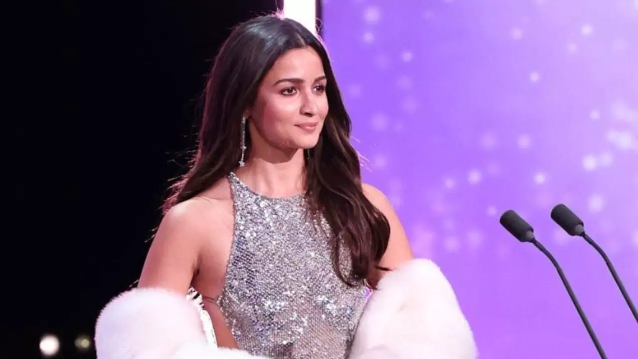 alia bhatt bafta 2026 namaskar speech bronzed look controversy