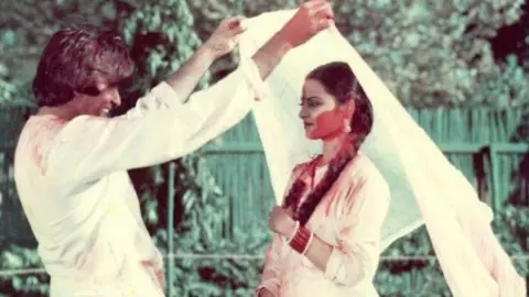 bollywood holi songs untold stories rang barse balam pichkari