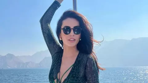 ayatollah ali khamenei death mandana karimi leaving india free iran statement