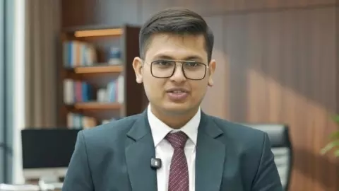 UPSC Topper Anuj Agnihotri
