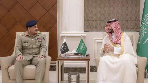 Saudi डिफेंस मिनिस्टर की पाक के असीम मुनीर से मुलाकात, Iran के खिलाफ जंग में होने वाला है कुछ बड़ा खेला, क्या हैं मायने?
