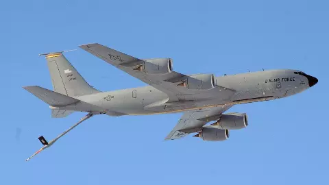 पश्चिमी इराक में US का KC-135 टैंकर विमान क्रैश, ईरान संघर्ष के बीच रेस्क्यू ऑपरेशन जारी- पांच लोग थे सवार
