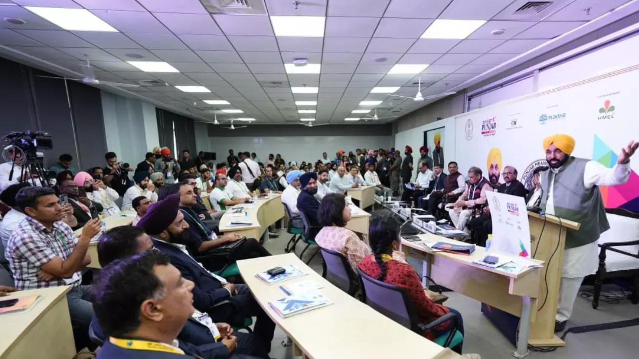 मोहाली में Progressive Punjab Investors Summit 2026: निवेश, एग्रो इंडस्ट्री और रोजगार के नए अवसरों पर बड़ा मंथन