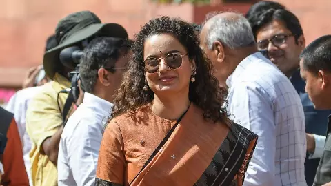 जिद्दी-बाघी फिर बनी बॉलीवुड की क्वीन, ग्लैमर वर्ल्ड से राजनीति तक इतने करोड़ों की मालकिन हैं Kangana Ranaut