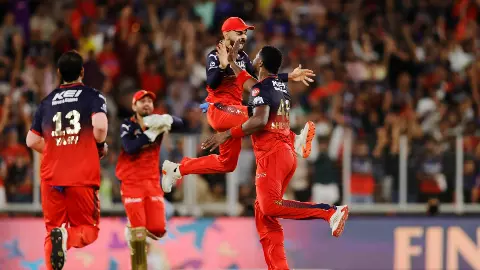 अब IPL में नहीं चलेगी ढील! BCCI की नई गाइडलाइन्स जारी, ट्रैवल से लेकर प्रैक्टिस तक जानें किन चीजों में हुए बदलाव