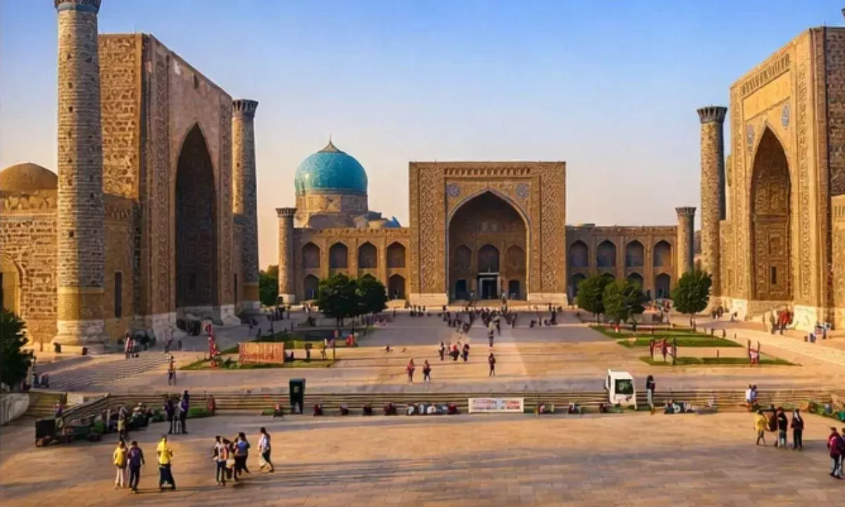 जेब में है 200 रुपये तो घूम आएं ये Foreign Country