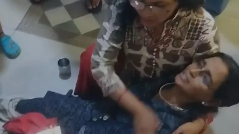 ग्रेटर नोएडा वेस्ट में फिर लिफ्ट कांड! आधे घंटे तक फंसी रही महिला, हो गया ऐसा हाल ग्रेटर नोएडा वेस्ट में फिर लिफ्ट कांड! आधे घंटे तक फंसी रही महिला, हो गया ऐसा हाल