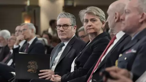 Hormuz पर अब महाभारत! 35 देशों की आपात बैठक,  ट्रंप की धमकी से बढ़ा ग्लोबल Tensions