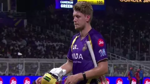 Cameron Green Run Out