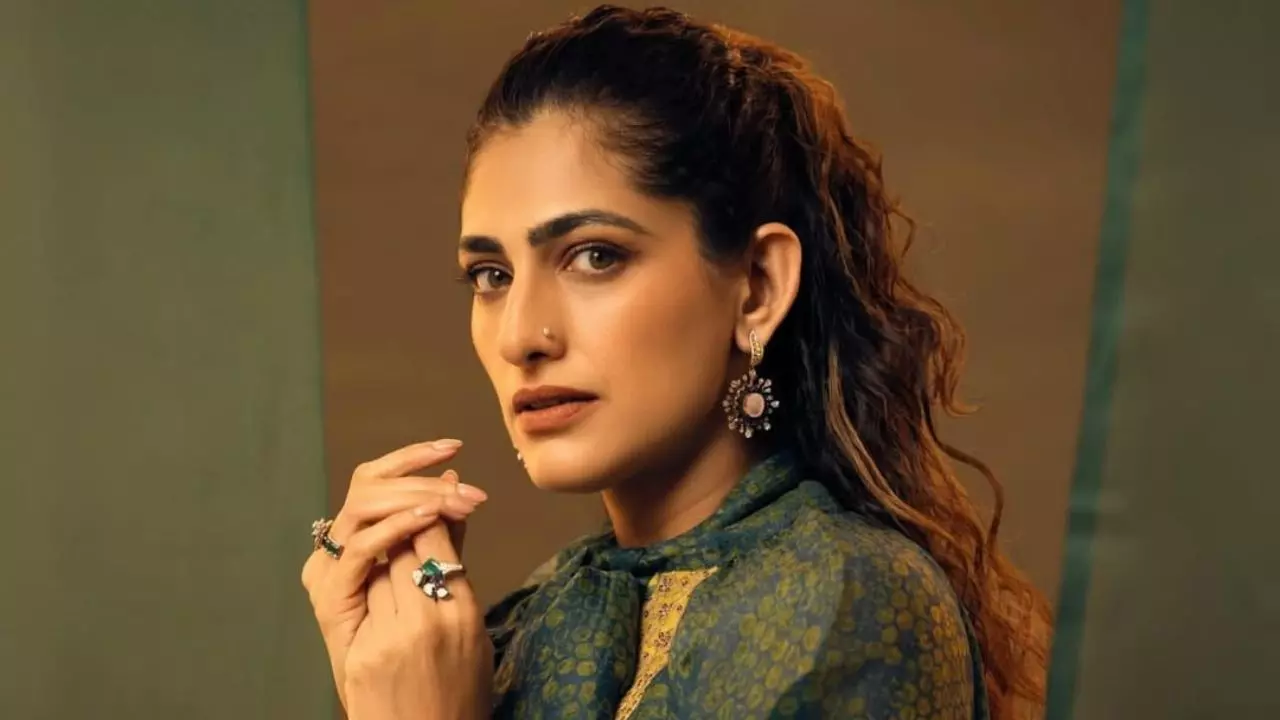 Kubbra Sait Share Experience with Nana Patekar
