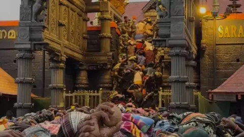 सबरीमाला विवाद पर कोर्ट का फैसला सबरीमाला विवाद पर कोर्ट का फैसला