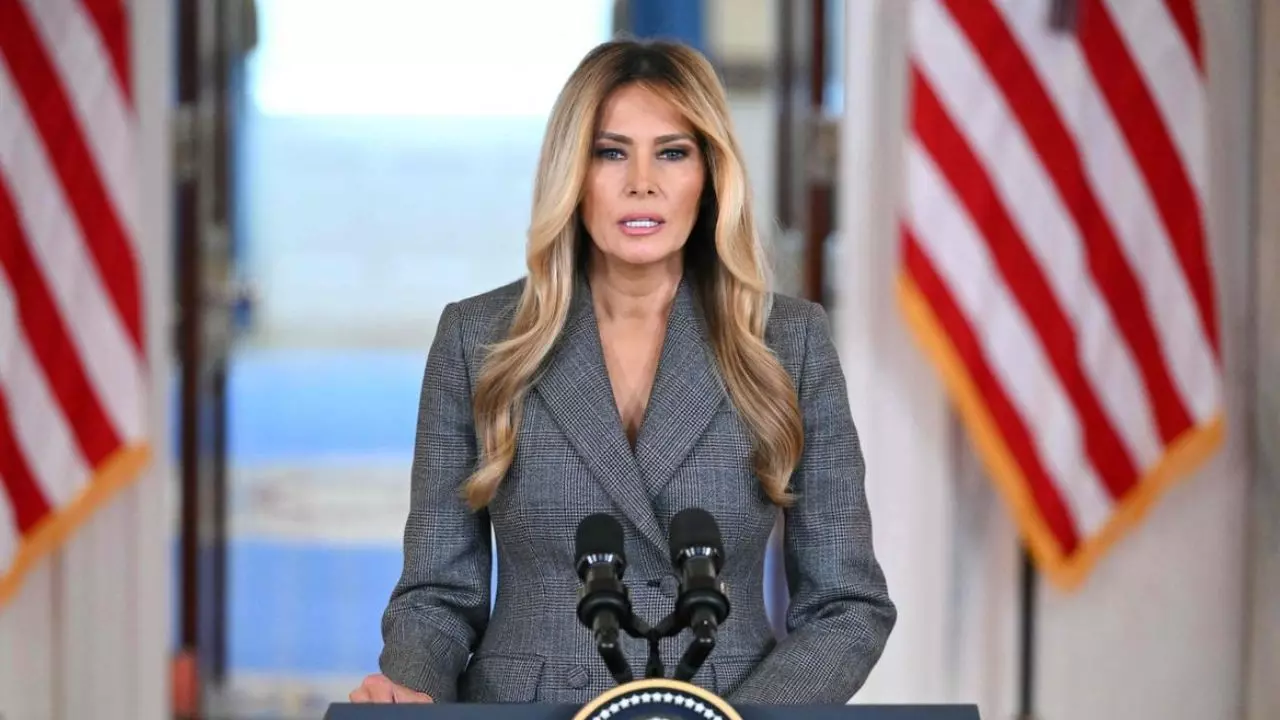 Amanda Ungaro कौन? Melania Trump और Jeffrey Epstein विवाद के बीच Entry से मचा बवाल, काला चिट्टा खोलने की धमकी