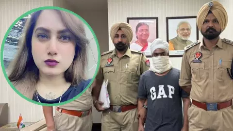 दुबई से दबोचा गया ‘कमल कौर भाभी’ हत्याकांड का मास्टरमाइंड अमृतपाल मेहरों, हत्या कर कार में लाश फेंक हुआ था फरार दुबई से दबोचा गया ‘कमल कौर भाभी’ हत्याकांड का मास्टरमाइंड अमृतपाल मेहरों, हत्या कर कार में लाश फेंक हुआ था फरार