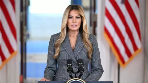 Amanda Ungaro कौन? Melania Trump और Jeffrey Epstein विवाद के बीच Entry से मचा बवाल, काला चिट्टा खोलने की धमकी