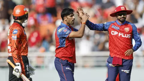 Shashank Singh double wicket over against srh