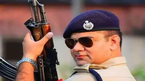 बंगाल चुनाव में ‘सिंघम’ की एंट्री! कौन हैं IPS अजय पाल शर्मा, जिनकी तैनाती से गरमाई सियासत?