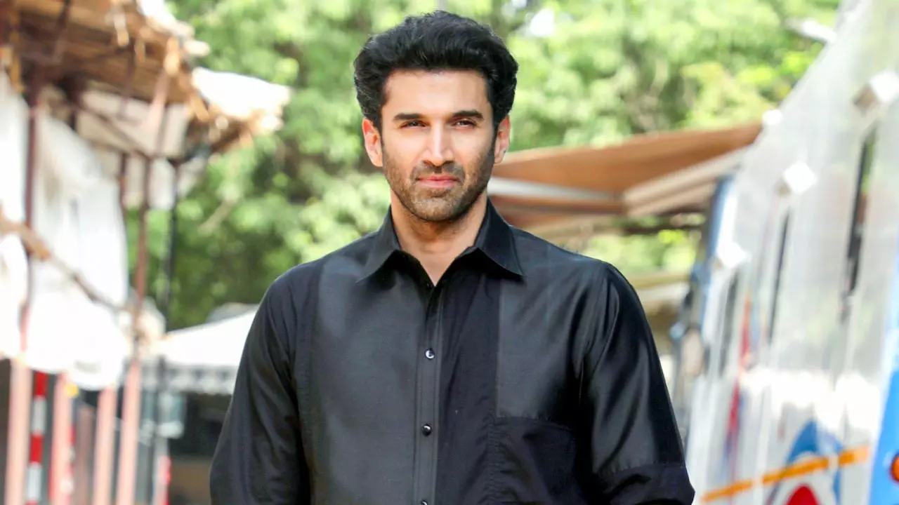 Ananya से ब्रेकअप के बाद अब इस एक्ट्रेस को डेट कर रहे Aditya Roy Kapur! शादी का भी है प्लान?