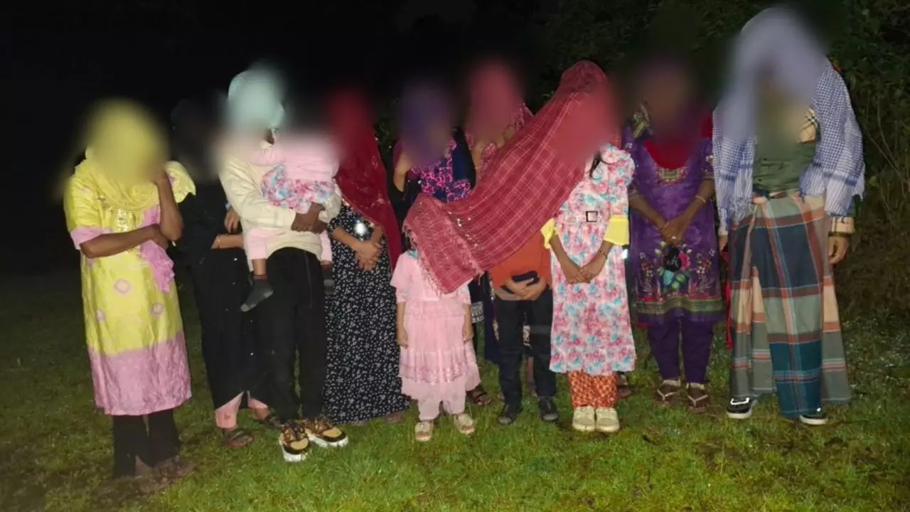 असम बॉर्डर पर घुसपैठ की बड़ी कोशिश नाकाम, BSF ने 14 लोगों को दबोचा, सीएम ने पोस्ट कर दी जानकारी